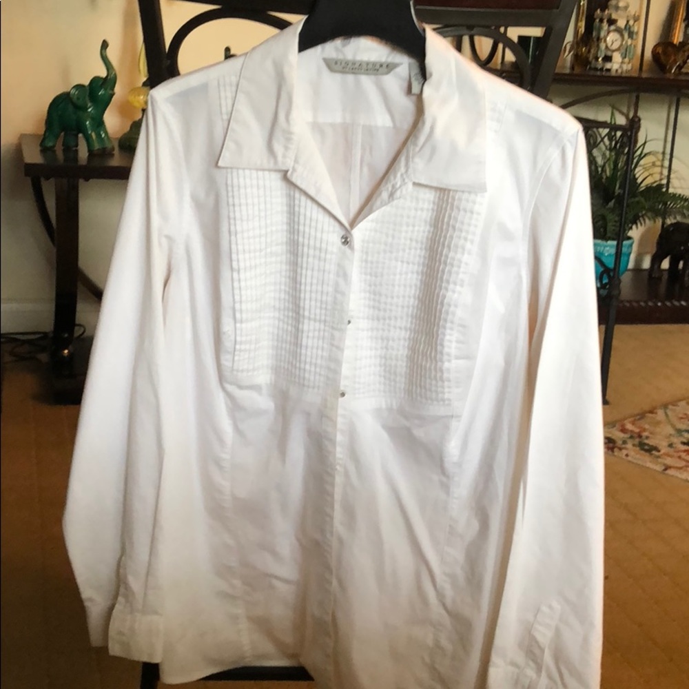 LADIES WHITE TUXEDO STYLE BUTTON DOWN SHIRT